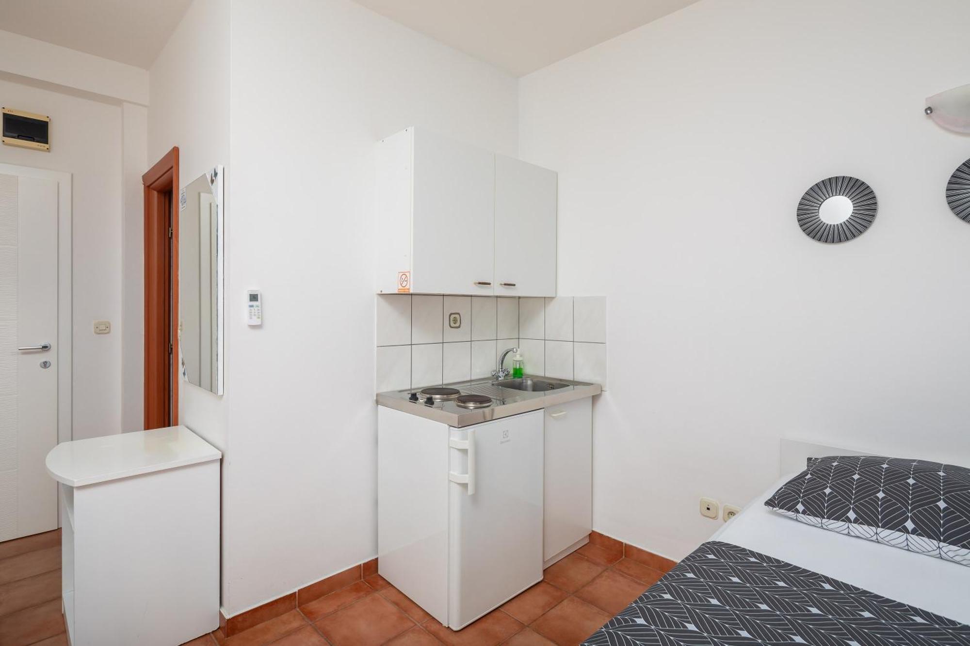 Adriatic Blue Apartments Lokva Rogoznica Eksteriør billede