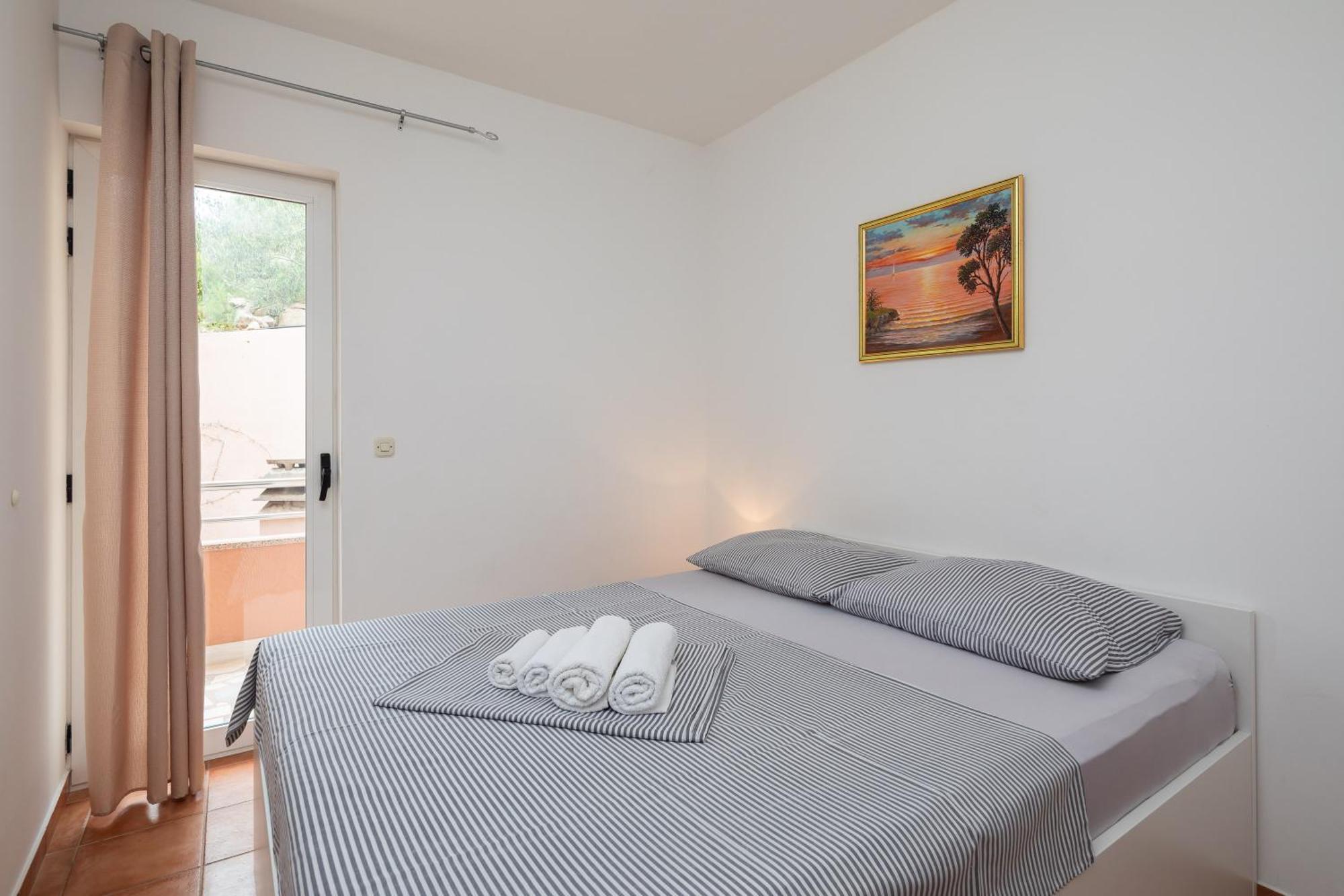 Adriatic Blue Apartments Lokva Rogoznica Eksteriør billede