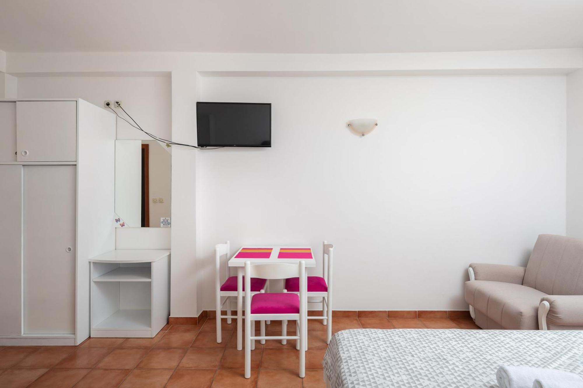 Adriatic Blue Apartments Lokva Rogoznica Eksteriør billede